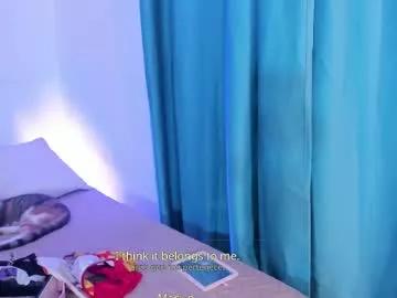 Try our girls live displays and explore the company of endless strippers, with beautiful physiques, vibrating toys and more.