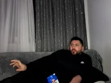 gold_alpha_boy —  Master online here -- playful, dominant & ready to take control. Say hi, show respect & enjoy the ride.  #master #smoke #feet #daddy #bdsm