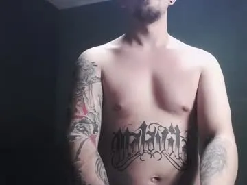 guesswhatbitch — Freechat on Chaturbate