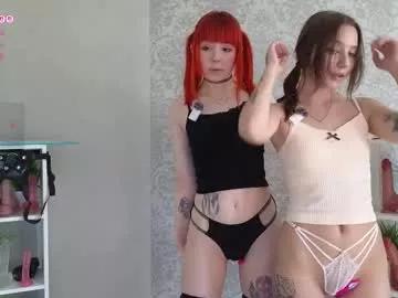 Try our girls live displays and explore the company of endless strippers, with beautiful physiques, vibrating toys and more.