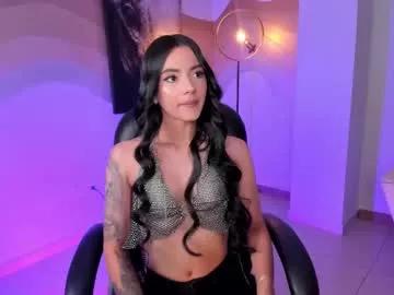 Try our girls live displays and explore the company of endless strippers, with beautiful physiques, vibrating toys and more.