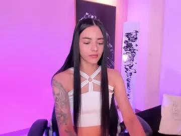 Try our girls live displays and explore the company of endless strippers, with beautiful physiques, vibrating toys and more.