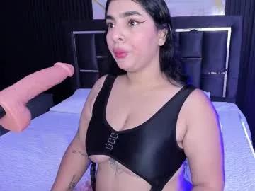 Try our girls live displays and explore the company of endless strippers, with beautiful physiques, vibrating toys and more.