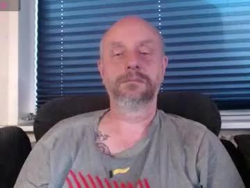 Hardmrlazy webcams show profile image 