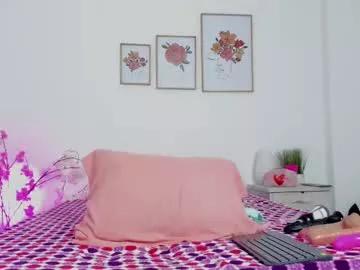 hellzel_moon from Chaturbate is Freechat