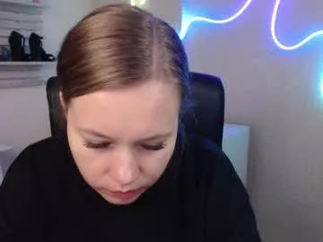 holly_bb95 from Chaturbate