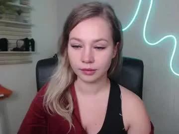 holly_bb95 from Chaturbate