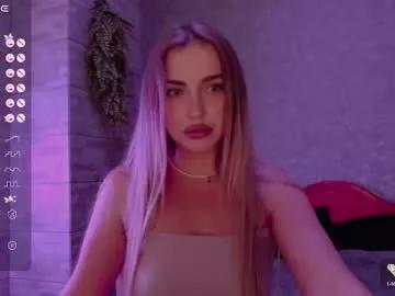 holly_molly8 from Chaturbate is Freechat