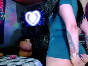 holly_thomsonx69 — Hello guys, I'm back and I want to stay - help me make it a very hot day!! #squirting  #bigass  #dp  #analplay  #daddysgirl