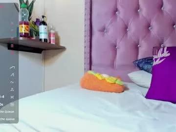 Try our girls live displays and explore the company of endless strippers, with beautiful physiques, vibrating toys and more.