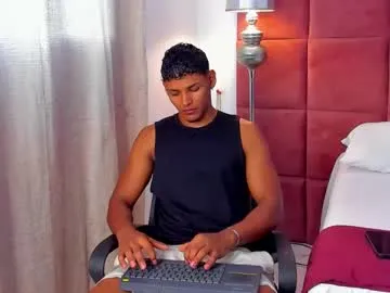 hugo_cano — SHOW CUM!! Give me great welcome on my first day here on the site. #slave #findom #latino #master #new #muscle #cum  [1989 tokens remaining]