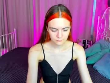 Try our girls live displays and explore the company of endless strippers, with beautiful physiques, vibrating toys and more.