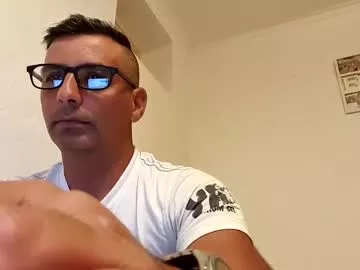 ihtiandar1008 from Chaturbate