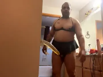 inandout001 from Chaturbate