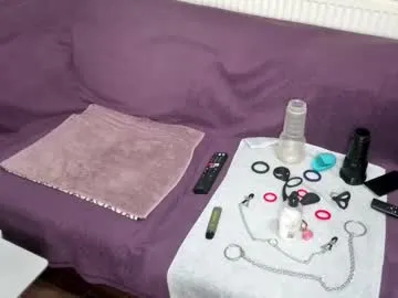 indian_exhibitionist from Chaturbate