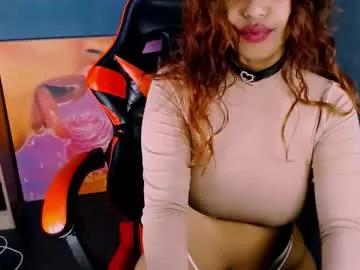 Try our girls live displays and explore the company of endless strippers, with beautiful physiques, vibrating toys and more.