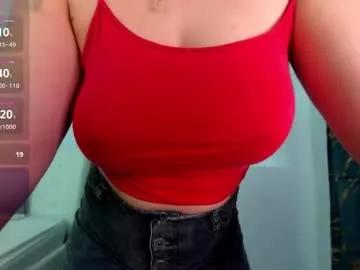 Try our girls live displays and explore the company of endless strippers, with beautiful physiques, vibrating toys and more.
