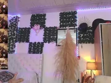 isseymz from Chaturbate