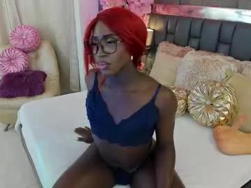 isseymz from Chaturbate