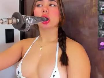 Try our girls live displays and explore the company of endless strippers, with beautiful physiques, vibrating toys and more.