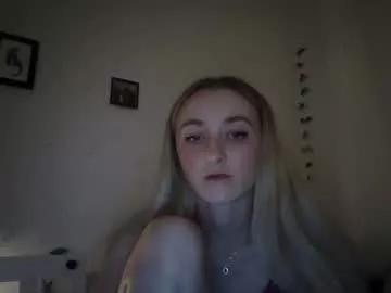 Izzy_nice webcams show profile image 