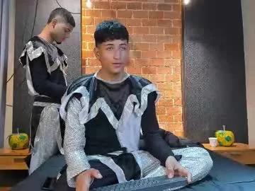 Try our girls live displays and explore the company of endless strippers, with beautiful physiques, vibrating toys and more.