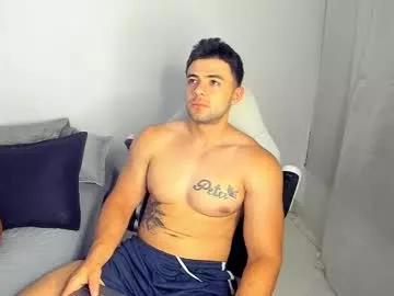 Try our girls live displays and explore the company of endless strippers, with beautiful physiques, vibrating toys and more.