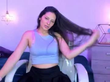 Try our girls live displays and explore the company of endless strippers, with beautiful physiques, vibrating toys and more.