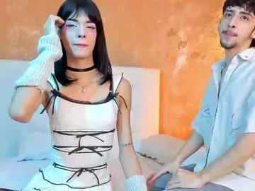 Try our girls live displays and explore the company of endless strippers, with beautiful physiques, vibrating toys and more.