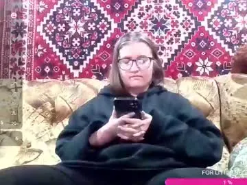 jessystoune1 — If u want give me pleasure, use 31 tkn for this :3 // FAV PATTERN is 31 // type /menu to see the full tip menu #british #lovense #hairy #chubby #natural [44 tokens remaining]