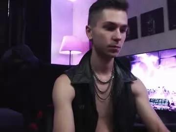 Try our girls live displays and explore the company of endless strippers, with beautiful physiques, vibrating toys and more.