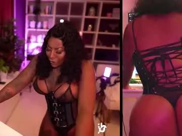 Try our girls live displays and explore the company of endless strippers, with beautiful physiques, vibrating toys and more.