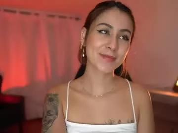 Try our girls live displays and explore the company of endless strippers, with beautiful physiques, vibrating toys and more.