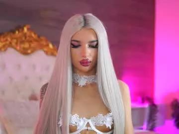 Try our girls live displays and explore the company of endless strippers, with beautiful physiques, vibrating toys and more.
