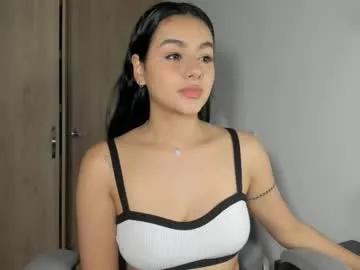 julia_strauns from Chaturbate is Freechat