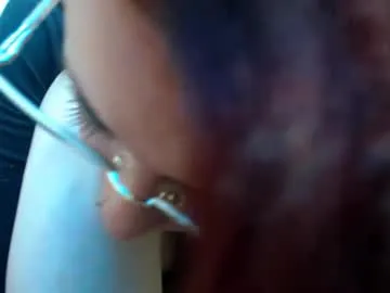 Avatar of julie_autmn_