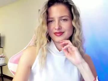 Try our girls live displays and explore the company of endless strippers, with beautiful physiques, vibrating toys and more.