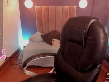 juliieta_evans — MACHINE ACTIVE!! - Goal: hick ebony with a perfect ass  Watch my curves shake as the fuck machine pounds me deep  [549 tokens left] #bigboobs #ebony #fuckmachine #lovense #squirt