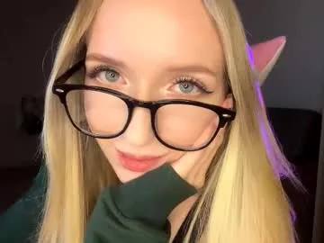 julissariecke — Goal: lick my finger | hi, i'm new here #new #shy #young #18 #blonde [31 tokens remaining]