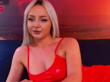 Try our girls live displays and explore the company of endless strippers, with beautiful physiques, vibrating toys and more.