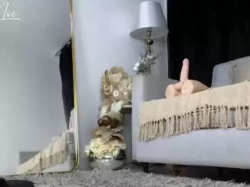 jully_lov from Chaturbate
