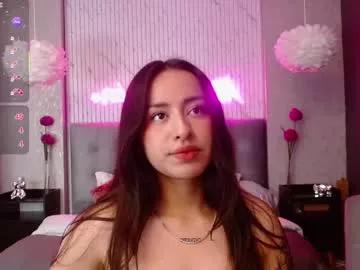 Try our girls live displays and explore the company of endless strippers, with beautiful physiques, vibrating toys and more.