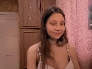 kamisalling — GOAL: doggy on bed [146 tokens remaining] Hi. I'm ready to play. #new #18 #teen #cute #boobs