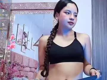 Try our girls live displays and explore the company of endless strippers, with beautiful physiques, vibrating toys and more.