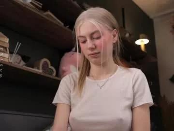 kateharrise model from Chaturbate