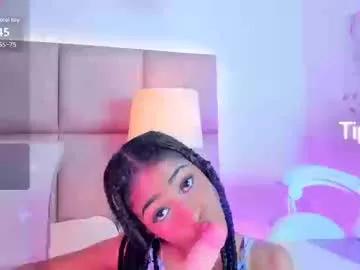 Try our girls live displays and explore the company of endless strippers, with beautiful physiques, vibrating toys and more.