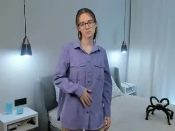 katinatonge — GOAL: Hi Scarlett [11 tokens remaining] Hiiiii!!! I'm Scarlett, let's play with my tits #Teen #18 #lovense #bigass #bigtits