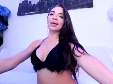 Try our girls live displays and explore the company of endless strippers, with beautiful physiques, vibrating toys and more.