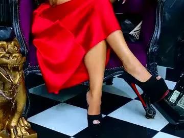 Try our girls live displays and explore the company of endless strippers, with beautiful physiques, vibrating toys and more.
