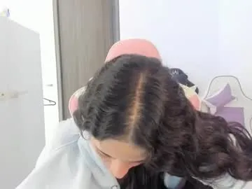 kaylie_xxx — Hey i am with kimmi_foxy, there are 3 days left until my birthday, can you help me have a good time?  #squirt #anal #lovense #birthday #lesbian